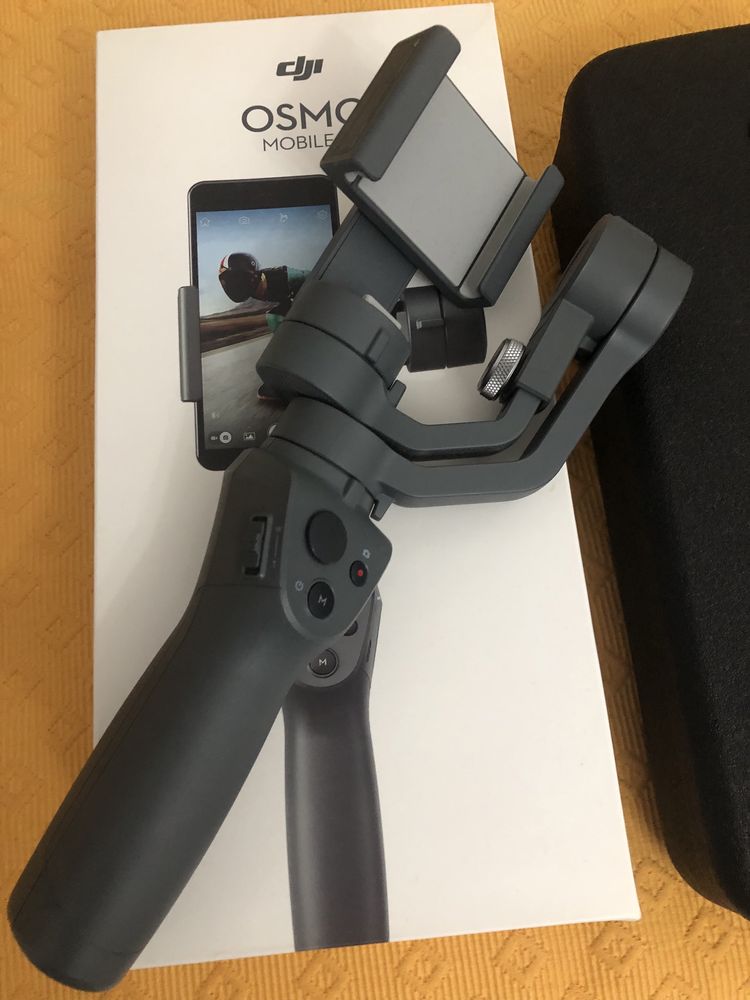 DJI Osmo Mobile 2