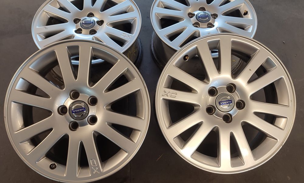 17" 7J 5x114.3 orginalne felgi Volvo XC90