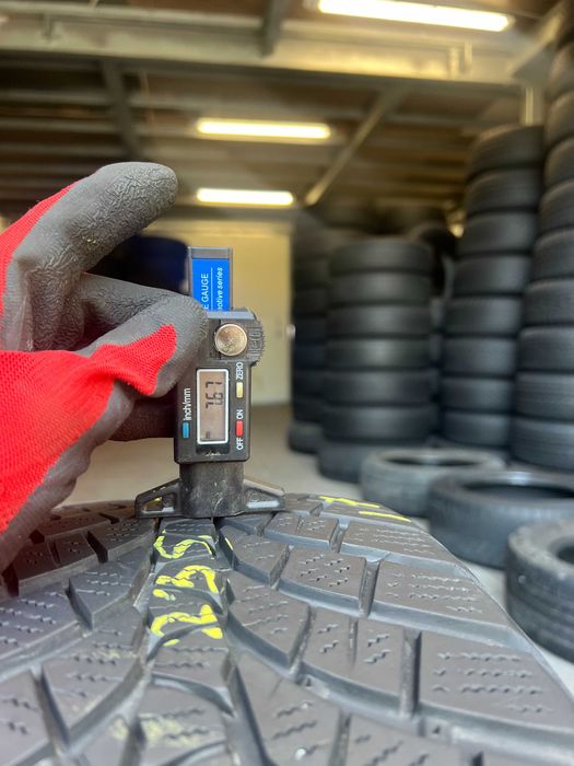 Opony zimowe 235/45/R17 KUMHO Wintercraft WP71 / 7.6mm  - 2 sztuki