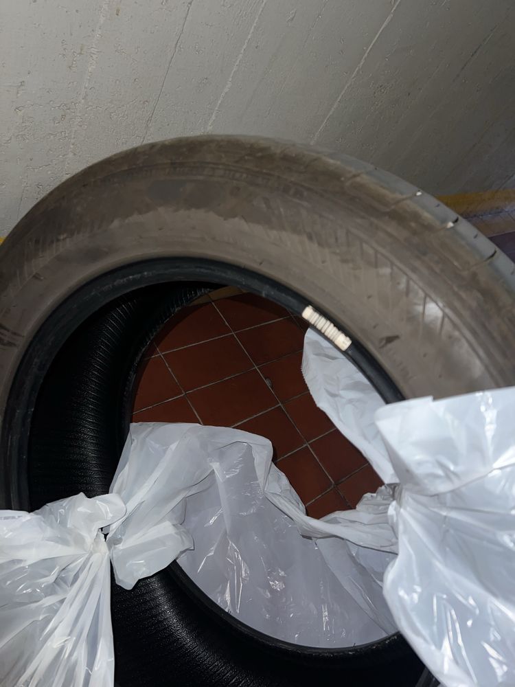 Pneus Goodyear 225/55R17