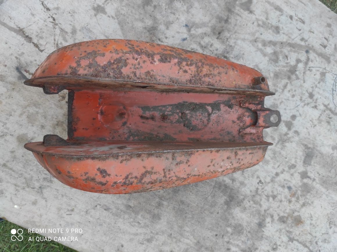 Bak zbiornik paliwa WSK 125 WSK 175 wąski 10.7