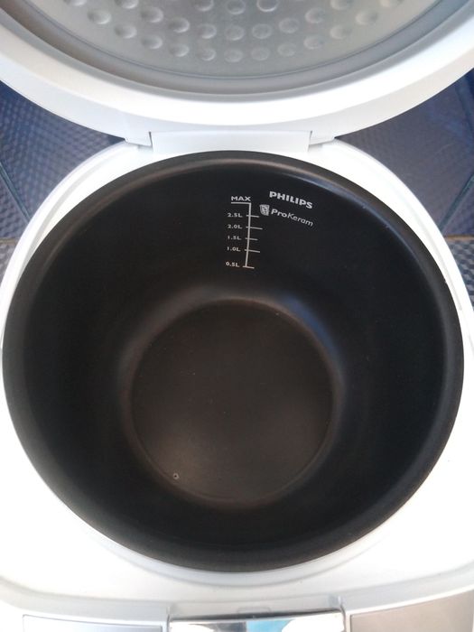 Мультиварка Philips HD 3136 стан нової, коробка, документи.