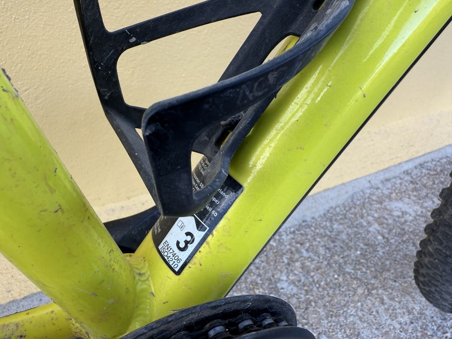 Bicicleta SCOTT Scale Disc 24”