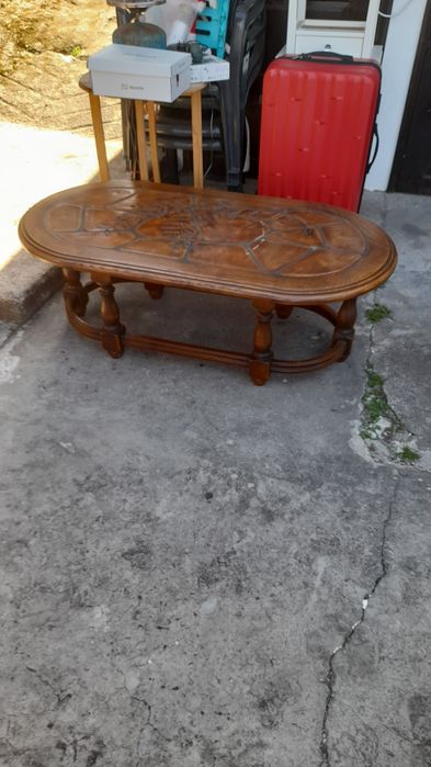 mesa de centro em bom estado