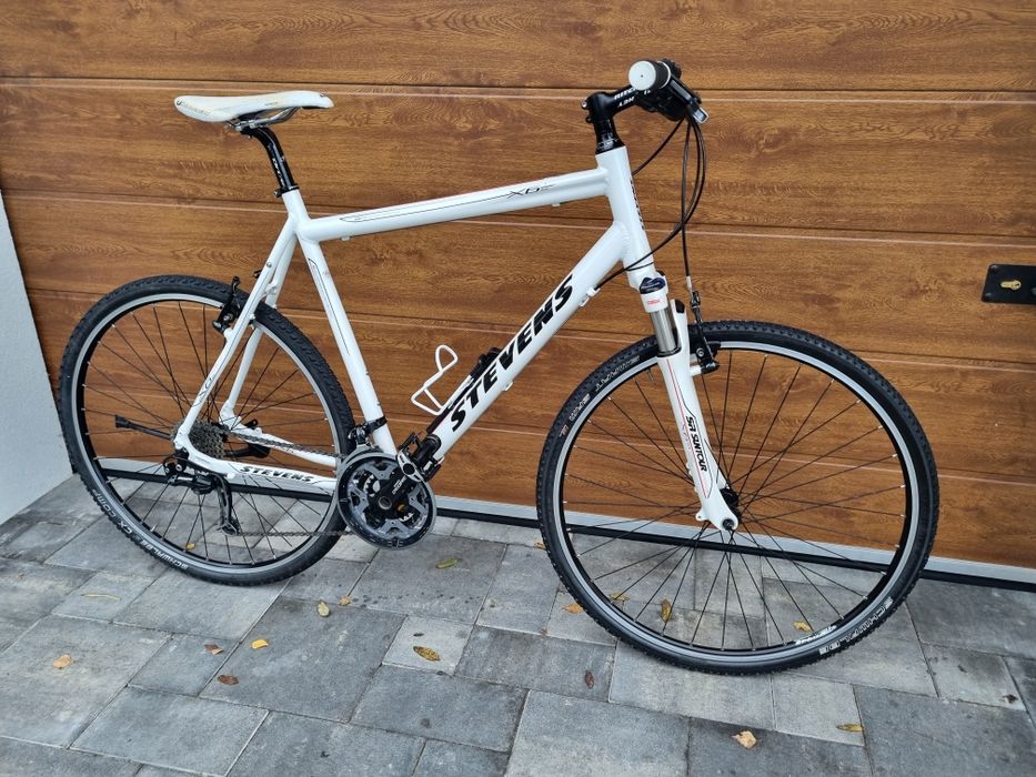 Rower trekkingowy crossowy Stevens X6 sx Shimano Deore aluminiowy