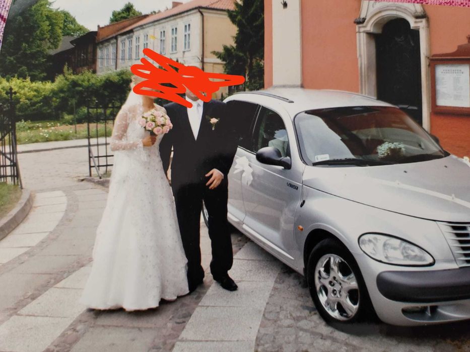 Piękna suknia ślubna