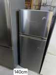 Lodówka srebrna firmy Liebherr wys. 142cm