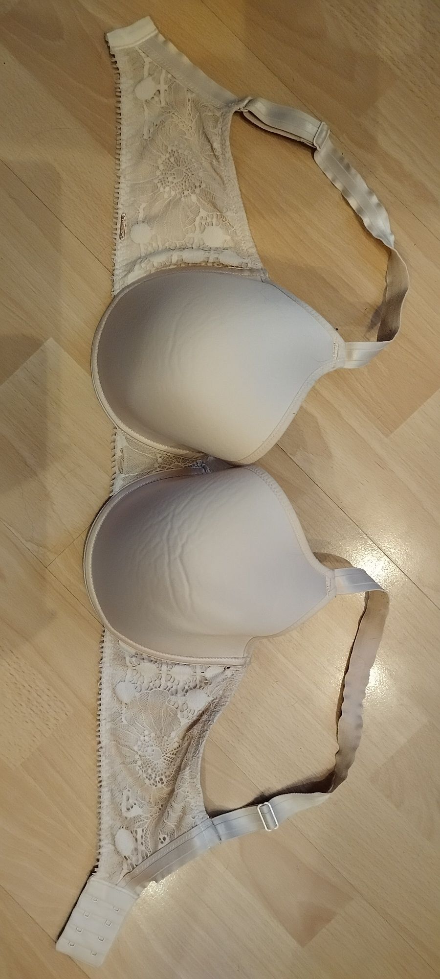 Ładny Duży Biustonosz usztywniany CHANTELLE E 80