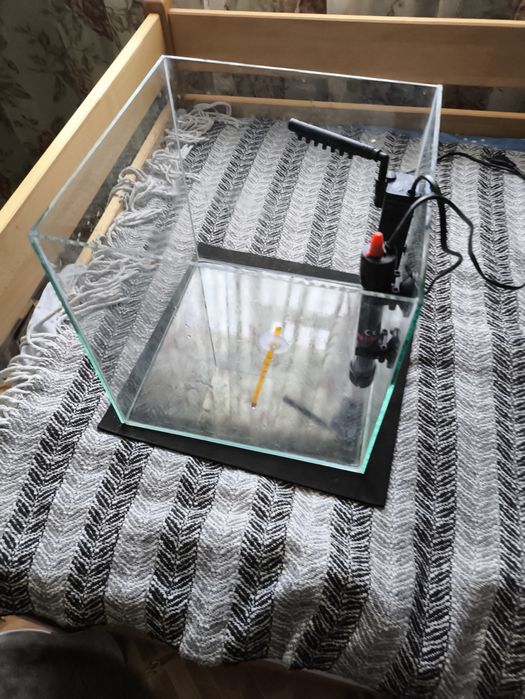 Акваріум 30 літрів,з обладнанням