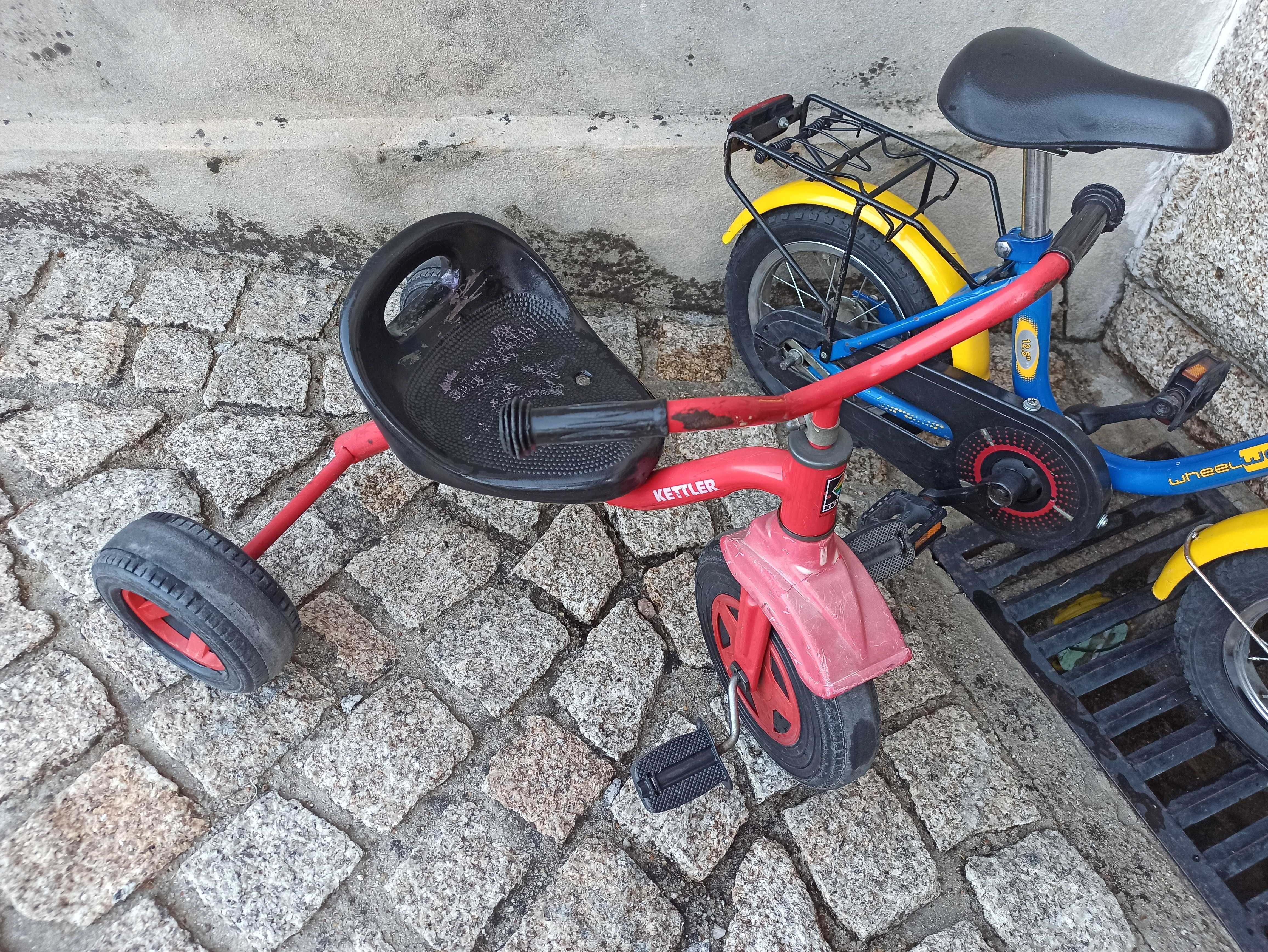 Bicicleta e triciclo