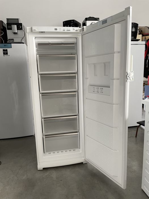 Морозильная камера Siemens No Frost из Германии 200 л сухая заморозка