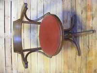 stare obrotowe krzesło