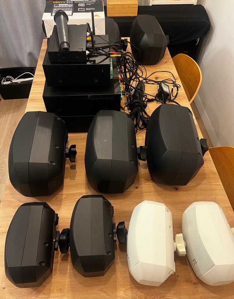 Zestaw nagłośnienia Apart + 3x wzmacniacz + 8 głośników + mikrofon