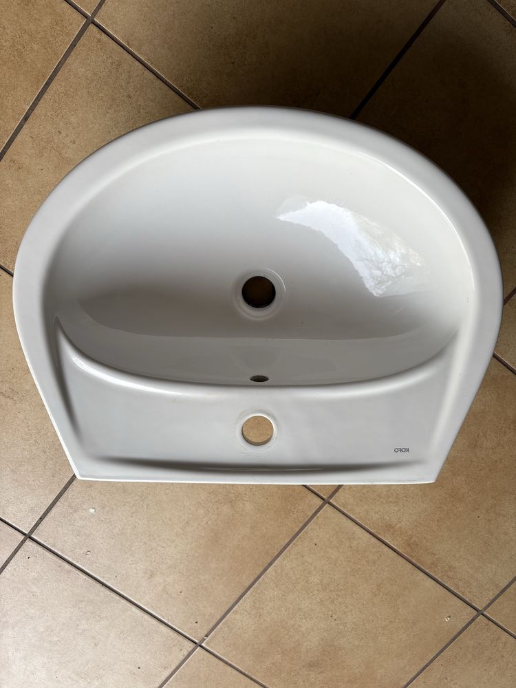 Umywalka wiszaca cersanit