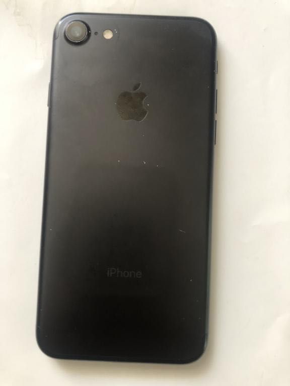 iPhone 8 Space Grey, Iphone 7 Black, Iphone 7 Plus Rose Gold.