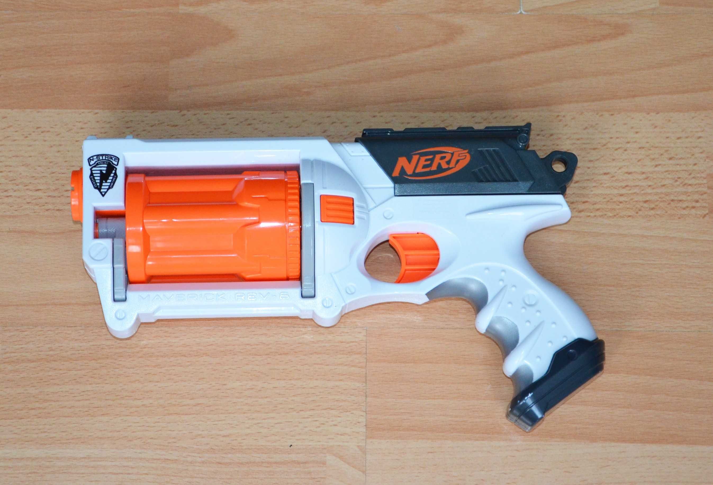 Pistolet NERF Maverick Rev-5 N-Strike