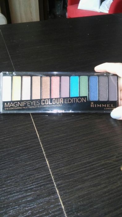 NOWE Rimmel cienie Magnif'eyes colour edition 004