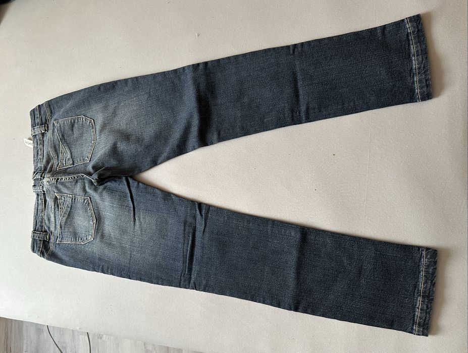 Całkowicie nowe zgrabne jeansy Slim Fit rozm.M