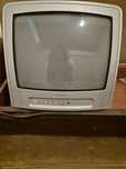 Tv de quarto com fixador de parede