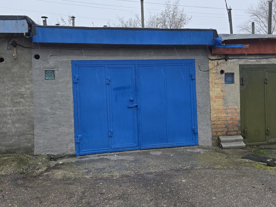 Гараж кооператив "Автолюбитель #1" ( за четвертою лікарнею)