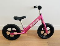 Cruzee różowy rowerek biegowy