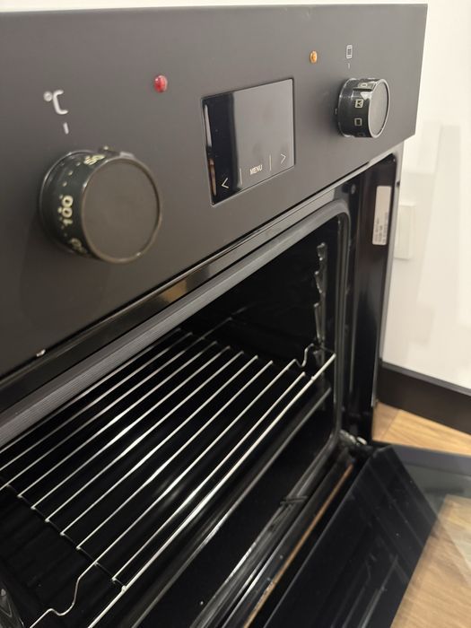 Piekarnik Amica TES38119B