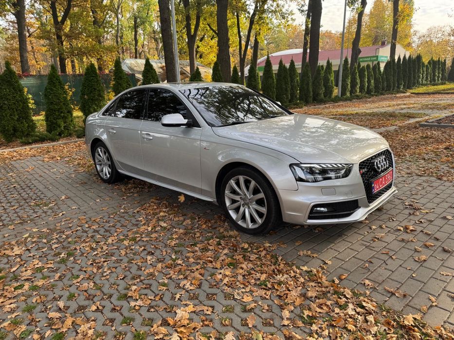 Продам Audi A4 b8 S-line Quattro