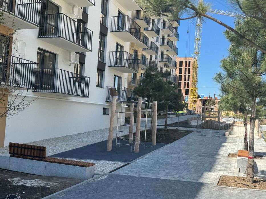 Продаж(Єоселя) 2-кімнатної квартири 55 м2 Пустомити (9км.від Львова)