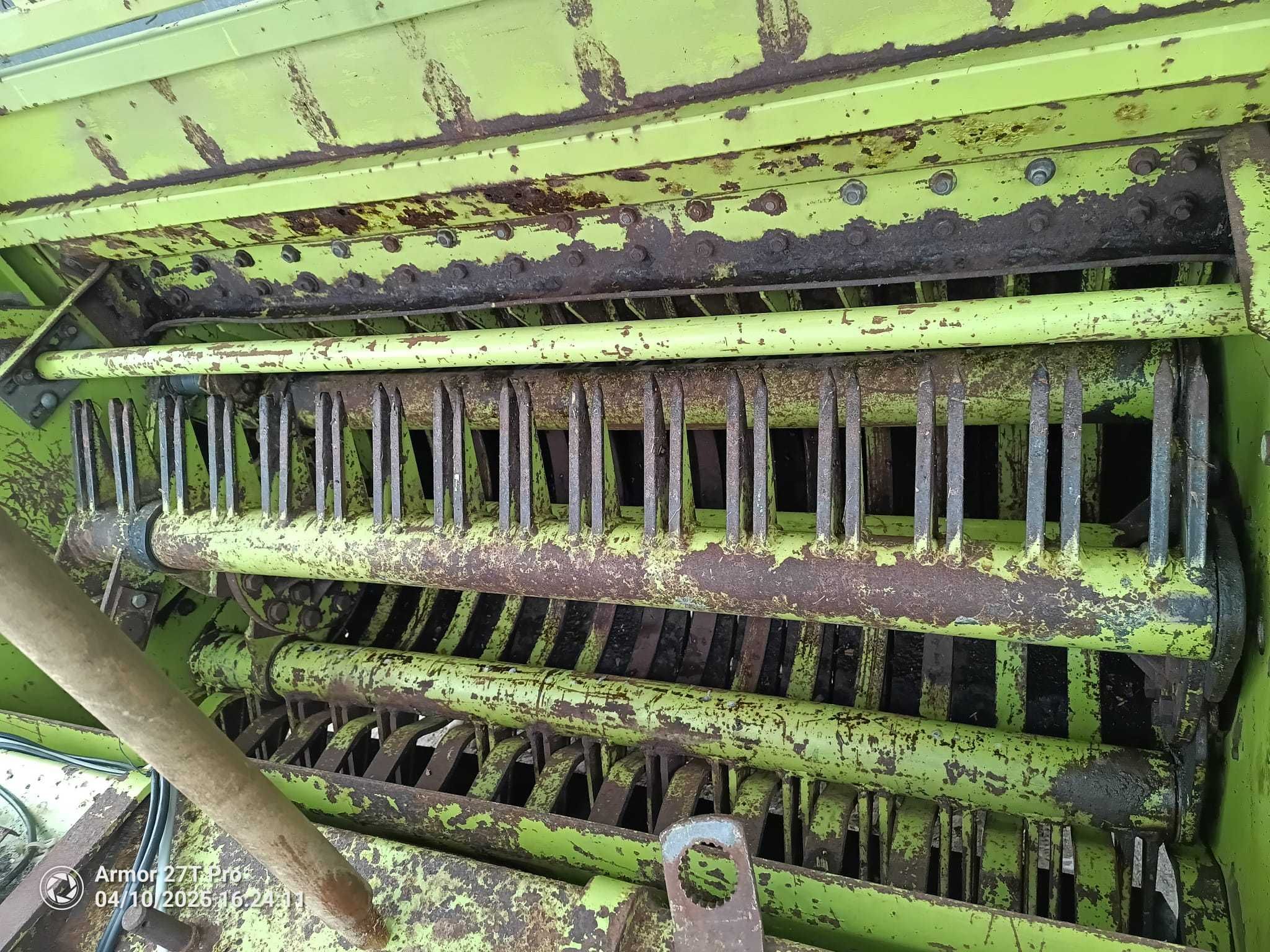 Przyczepa samozbierająca Claas Sprint 330