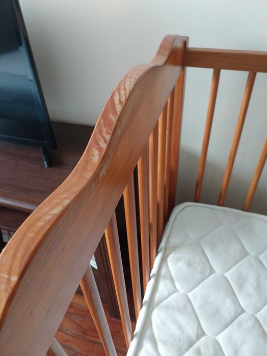 Cama de Grades com Colchão Usados