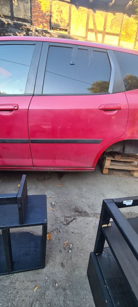 Drzwi Lewy tył R-81 lewe tylne R81 Honda Jazz II 02-08r.