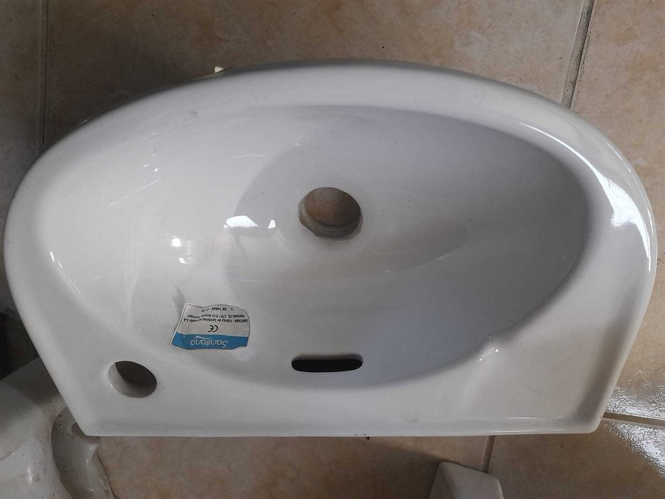 Lavatório Lava Mãos Sanitana suspenso Novo!