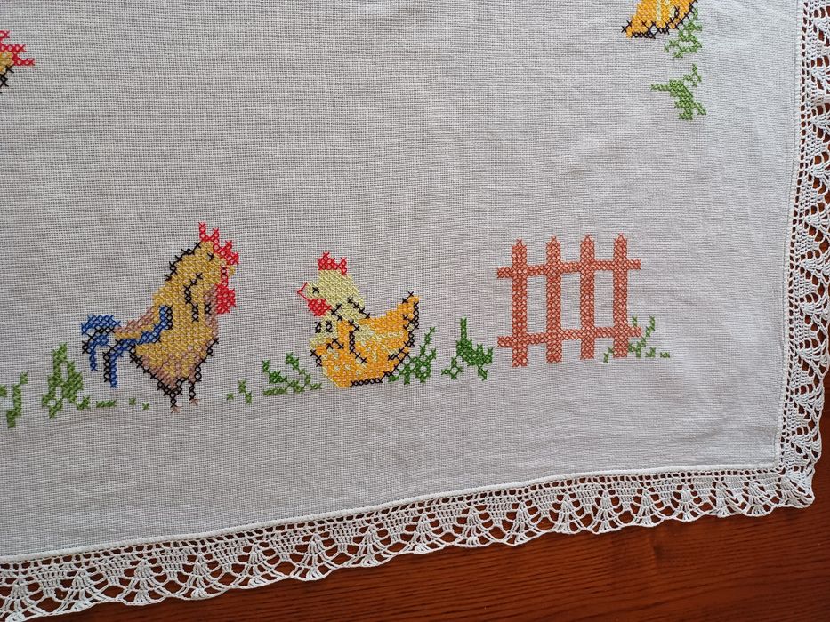 Obrus świąteczny,haft krzyżykowy
