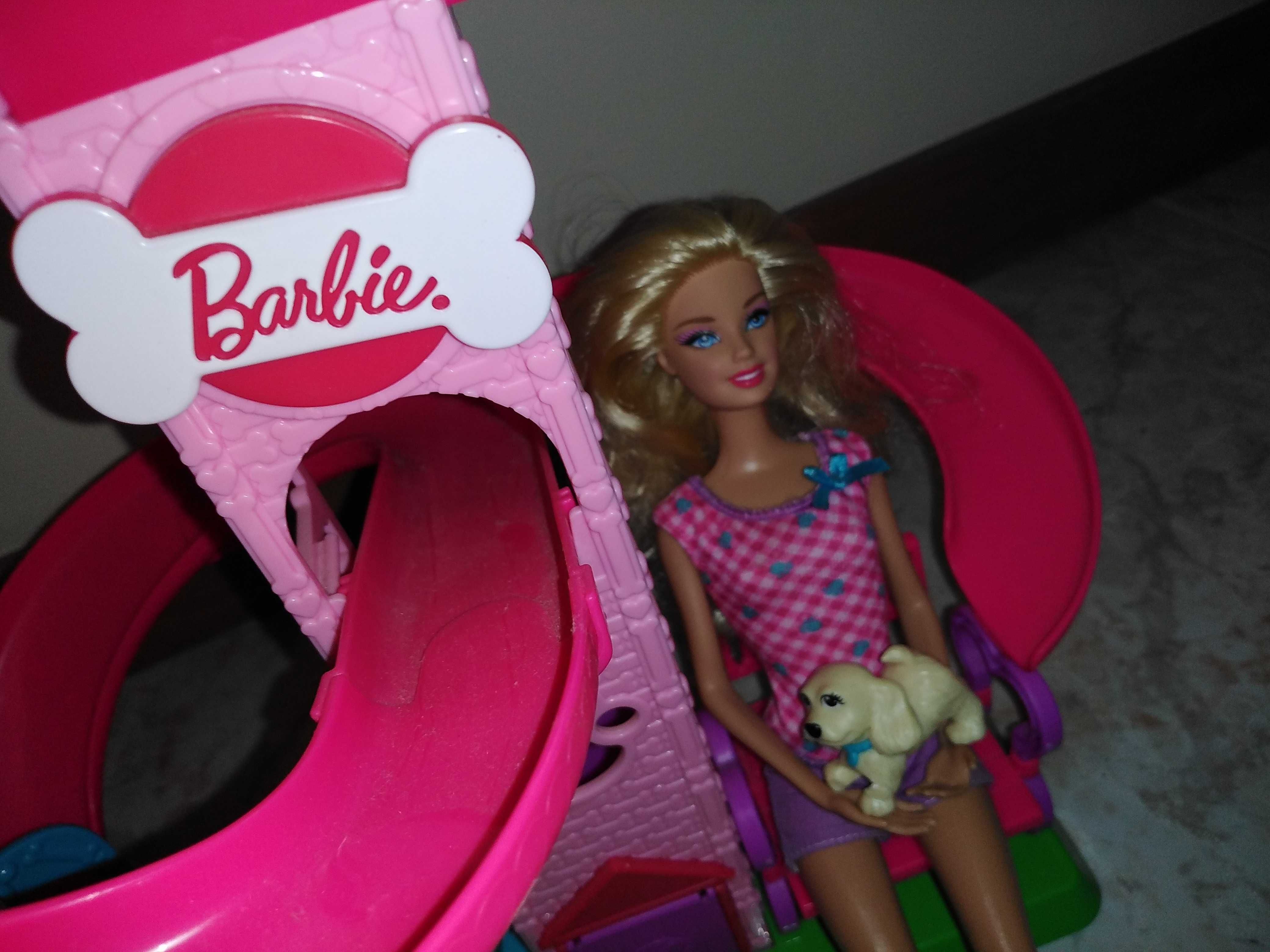 Parque funcional para Barbie e cachorros + acessórios