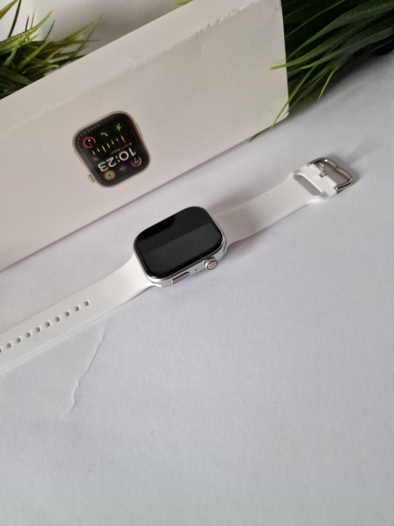 Smartwatch 9, komplet nowy