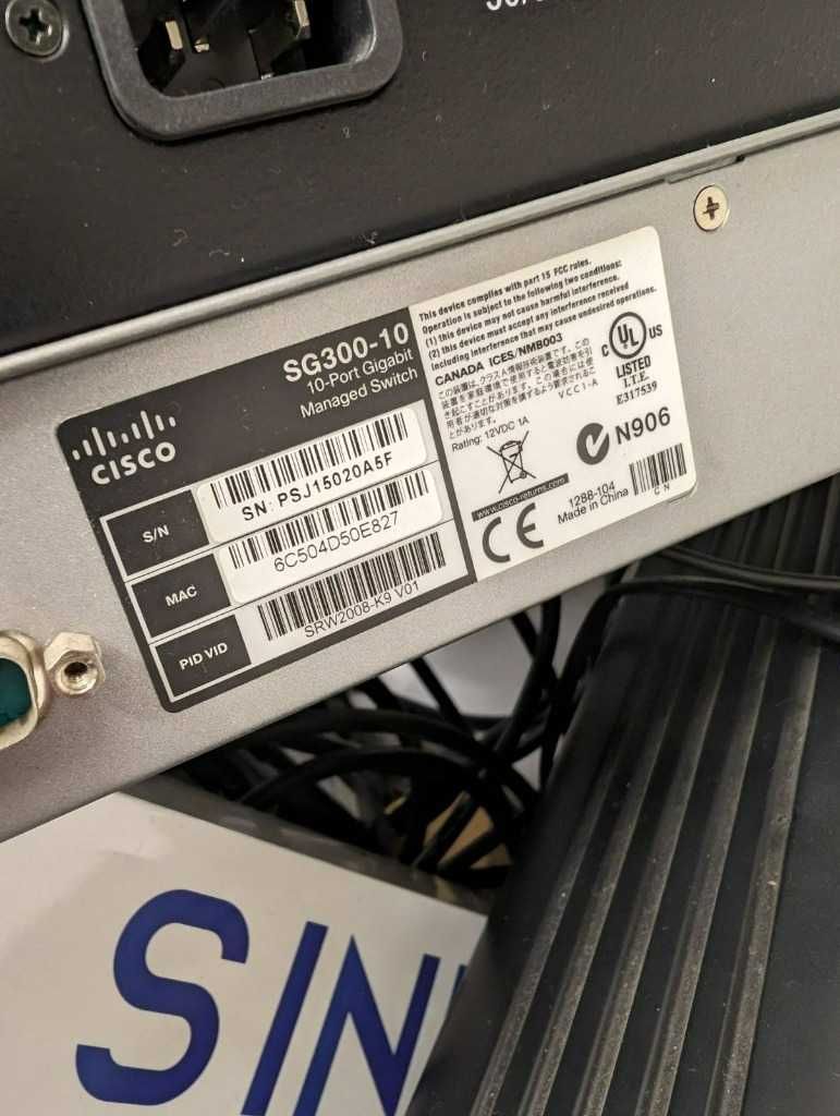 Switch Cisco SG300-10 Gigabit