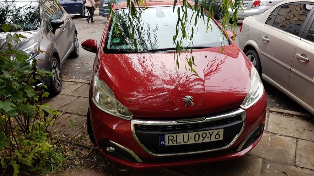 Peugeot 208 bluehdi  2016