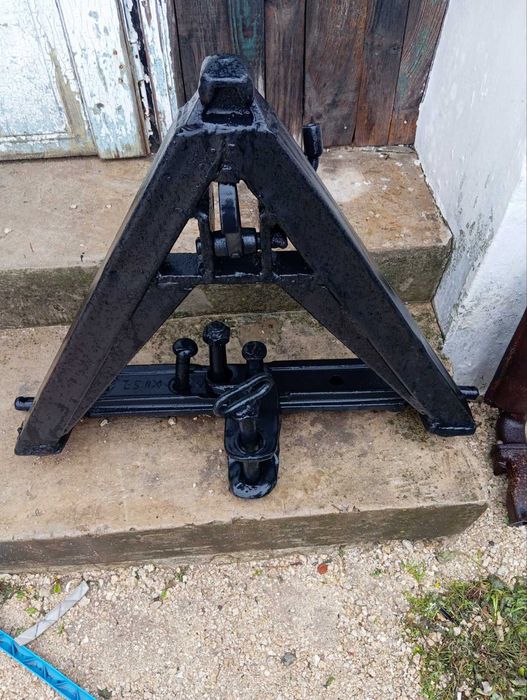 Трикутник поперечка