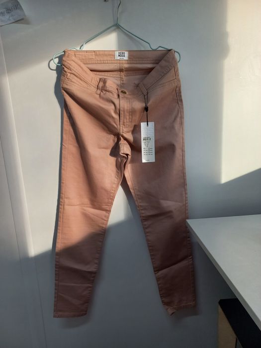 Вещи новое и в хорошем состоянии.