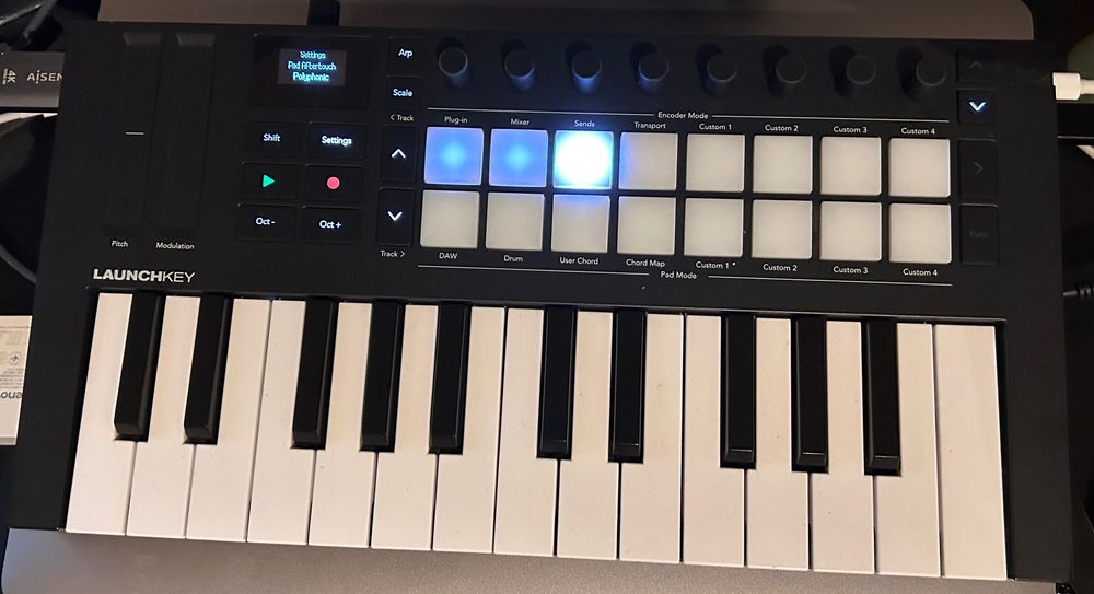 Novation Launchkey mini 25 mk4 Mini Teclado Controlador – Como Novo
