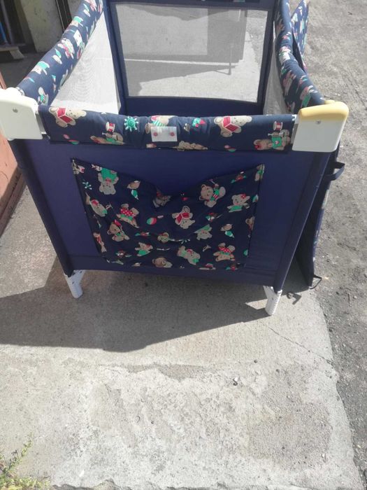 Łóżeczko turystyczne składane z wkładem -  sprawne