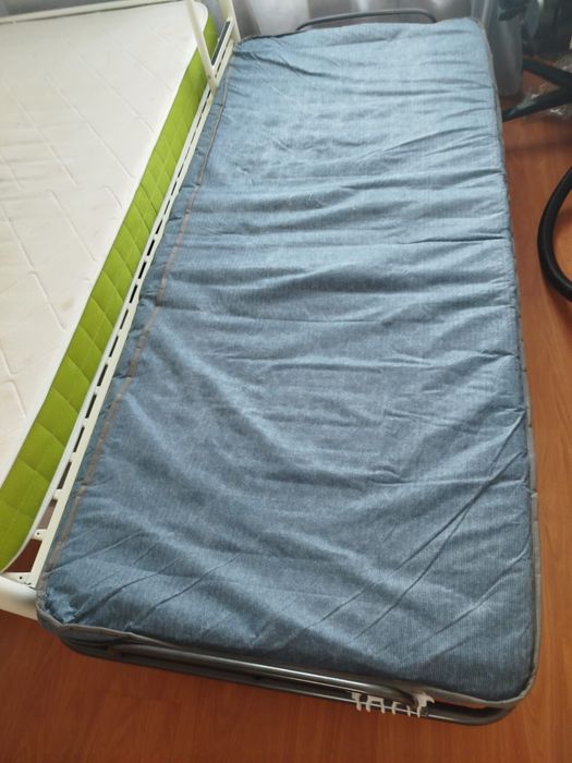 Divãm practicamente novo