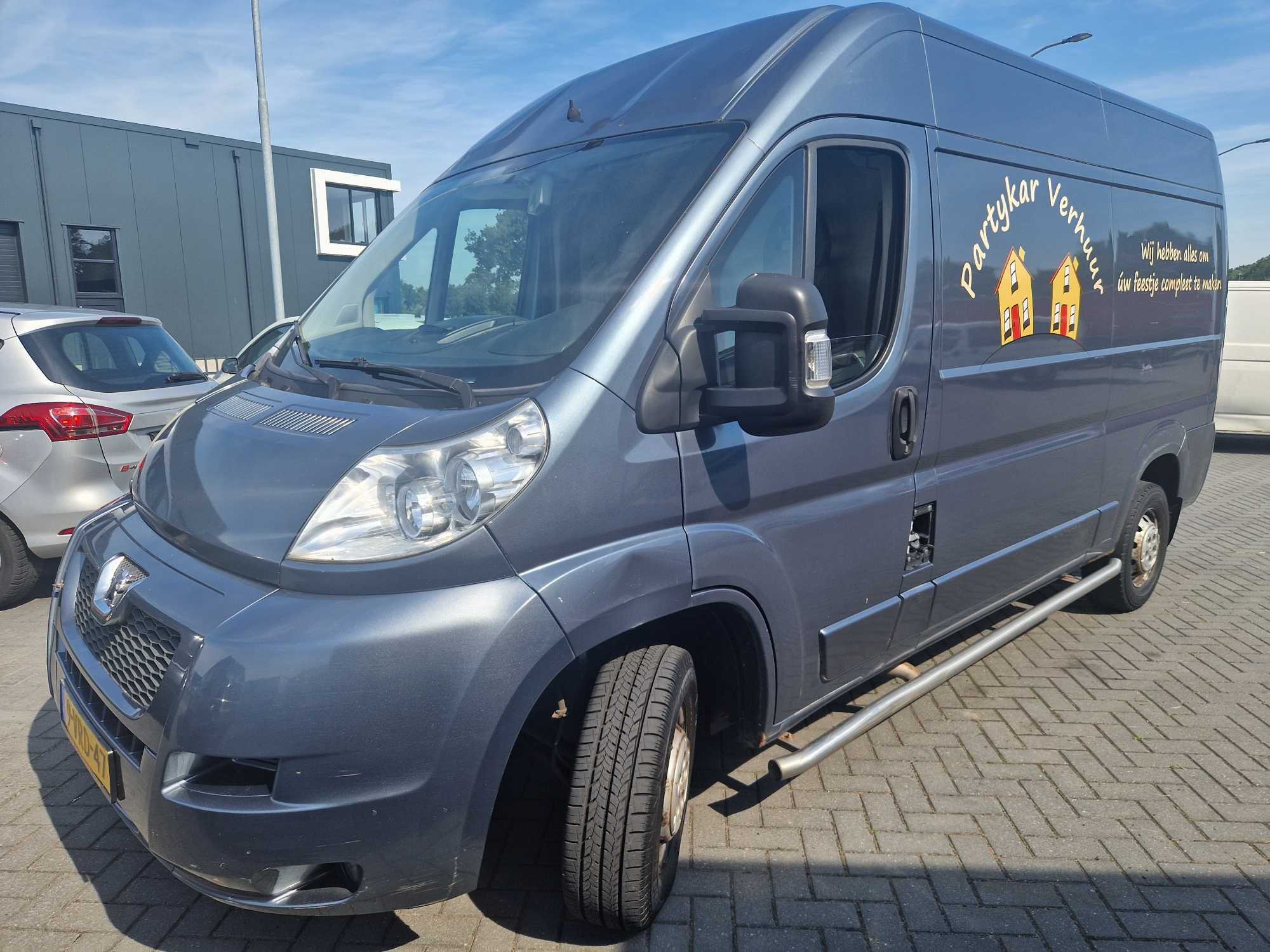 Ładny Peugeot Boxer 2,2 HDI 2011 L2H2 świeżo sprowadzony