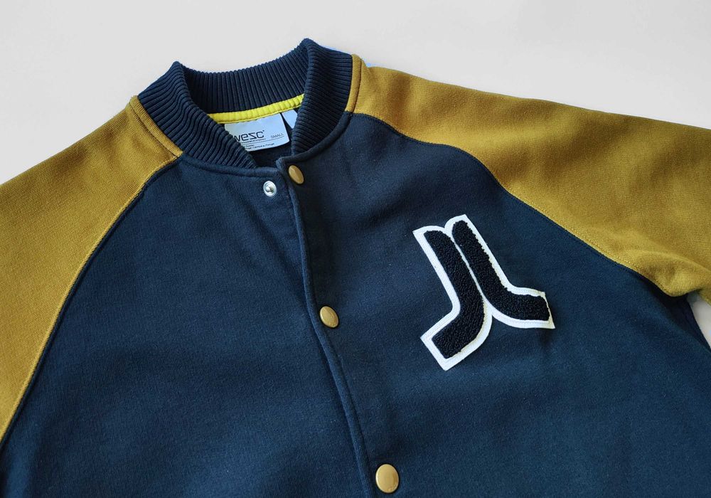 WESC amerykańska bluza futbolowa męska rozm. S