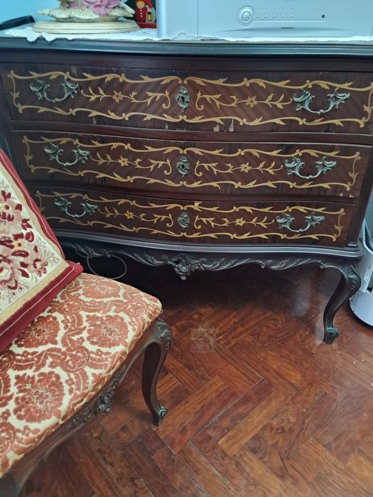 Mobília de casal Luís xv maravilhosa