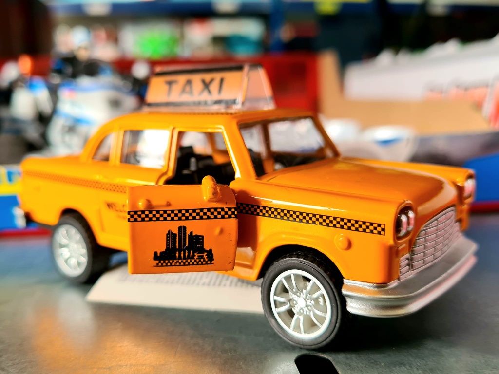 Nowe super autko samochodzik Taxi pomarańczowe - zabawki