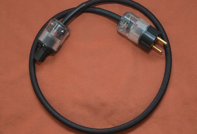 Продам силовой кабель Acoustic Revive AC-tripleC-4800, WATTGATE, 0.9m.