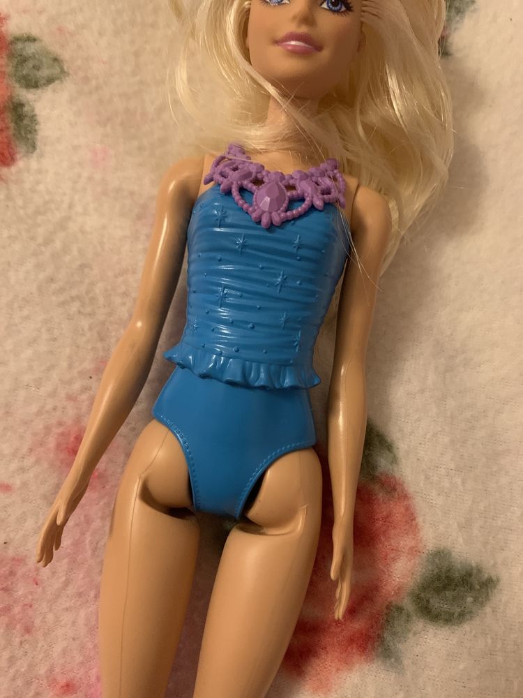 Nowa lalka Barbie księżniczka z pięknymi blond włosami