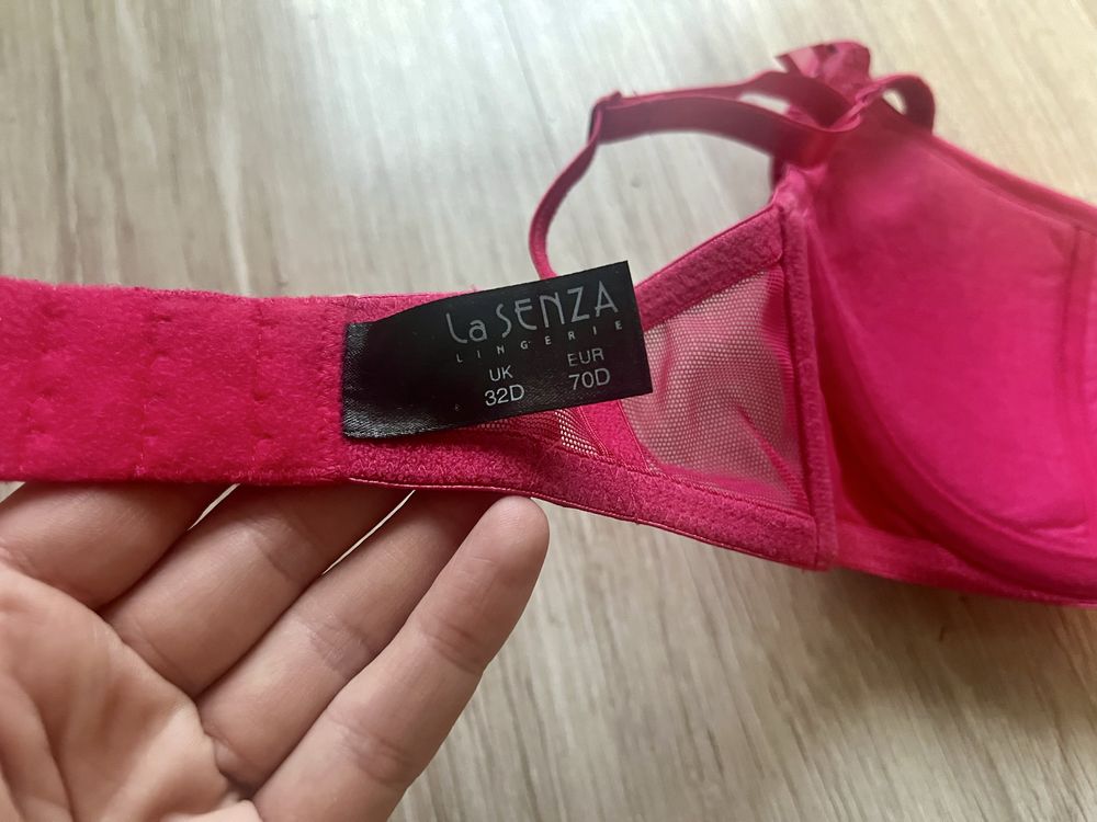 La Senza biustonosz usztywniany 70D z jedwabiem różowy fuksjowy