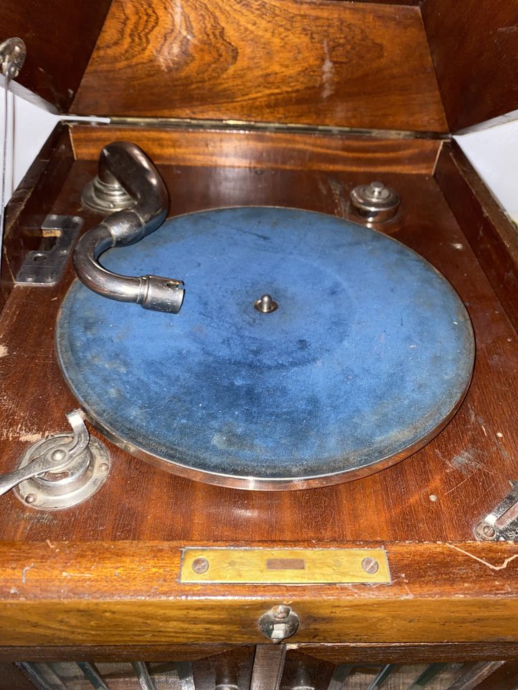 Gramofon patefon